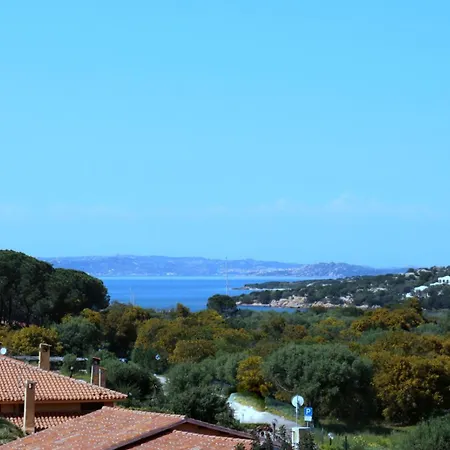 Pool Dom wakacyjny Baja Sardinia